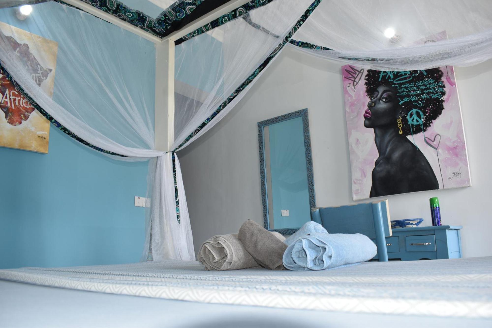 Pineapple House Bed and Breakfast Nungwi Buitenkant foto